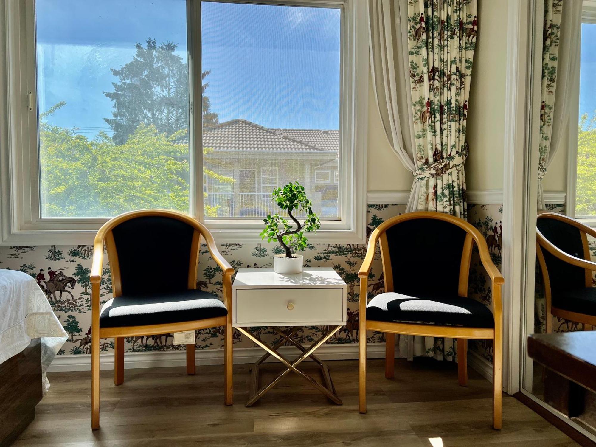 Master Bedroom With Two Queen Sized Bed 리치먼드 외부 사진